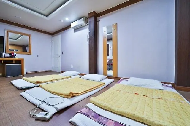 Hadan Bali Motel